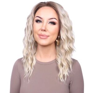 💖Dolce Blonde with Lowlights - Chelsey Smith Crowns